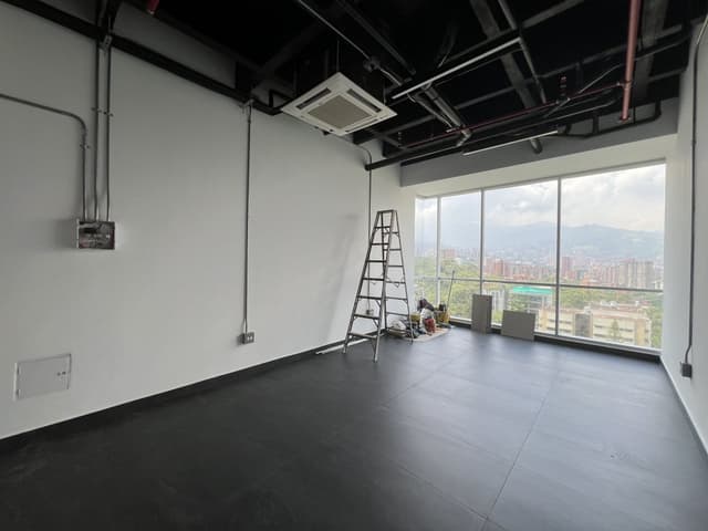 Oficina en El Poblado
