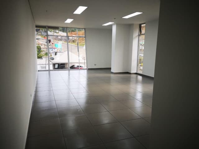 Oficina en Variante