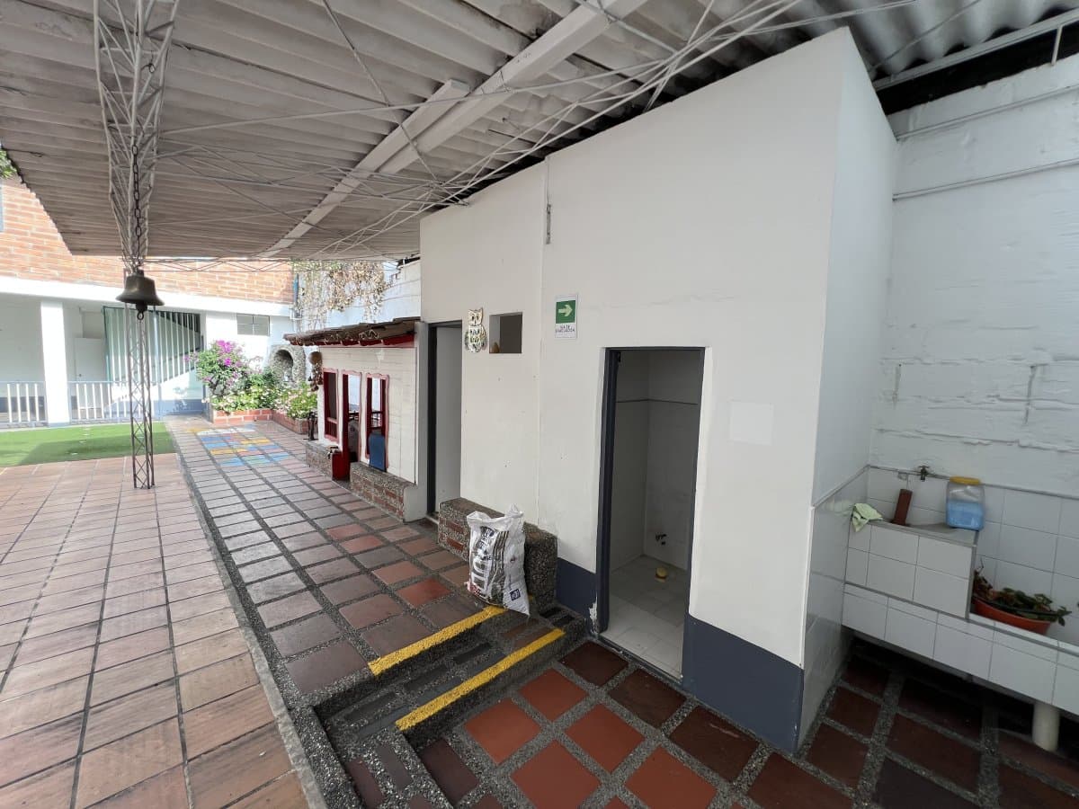 Local - Foto 4