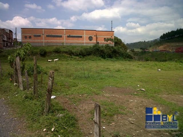 Lote en Via Vieja