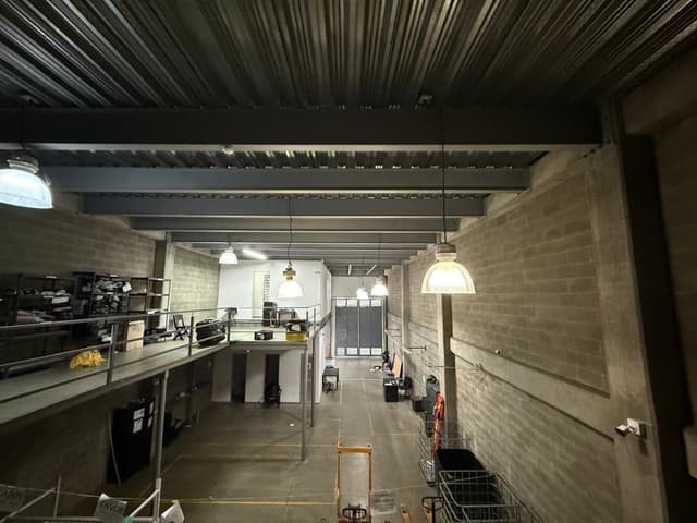 Bodega en Valle Sur