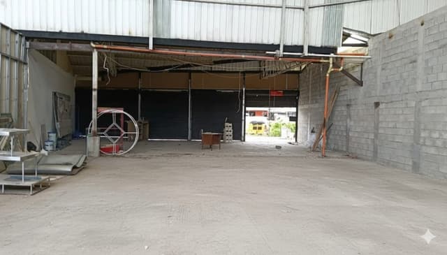 Local en Llano Grande