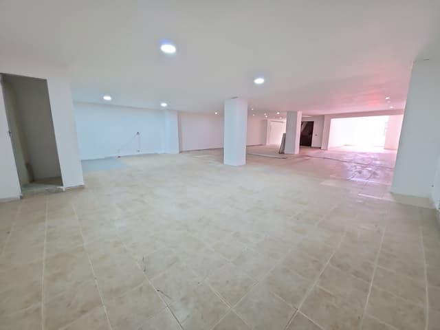 Bodega en B. Trinidad