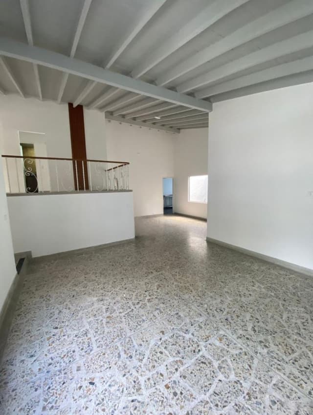 Bodega en Conquistadores
