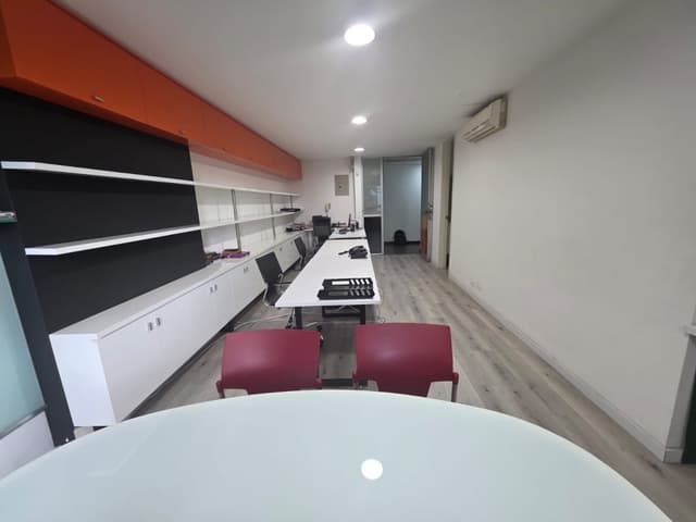 Oficina en Castropol