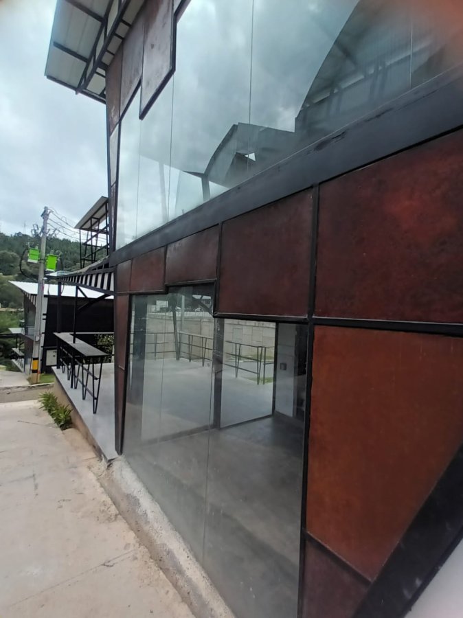 Local - Foto 4