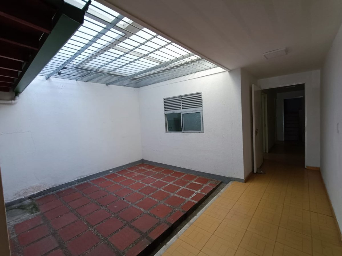 Oficina - Foto 2