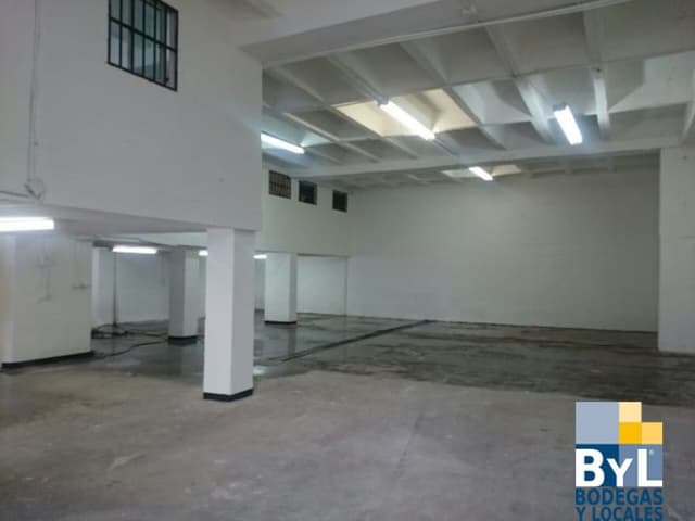 Bodega en B. Colombia