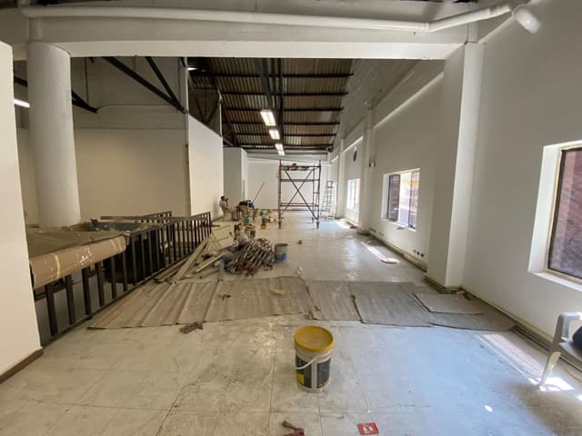 Bodega en Av Industriales