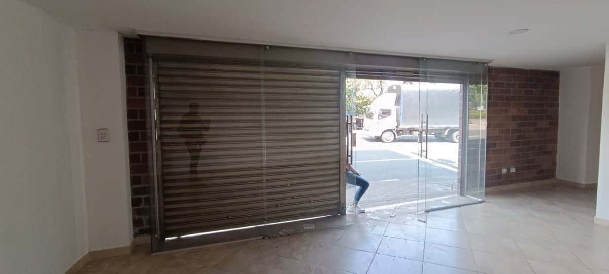 Local - Foto 4