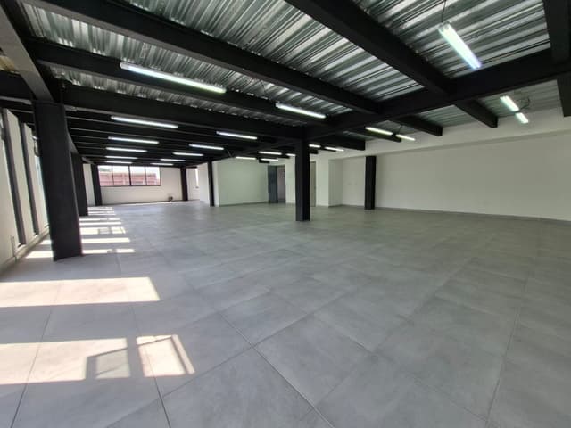 Bodega en U.I.B