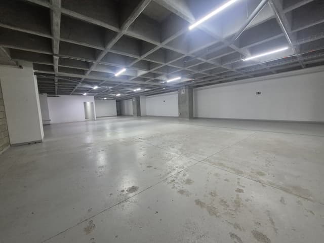 Bodega en Valle Sur