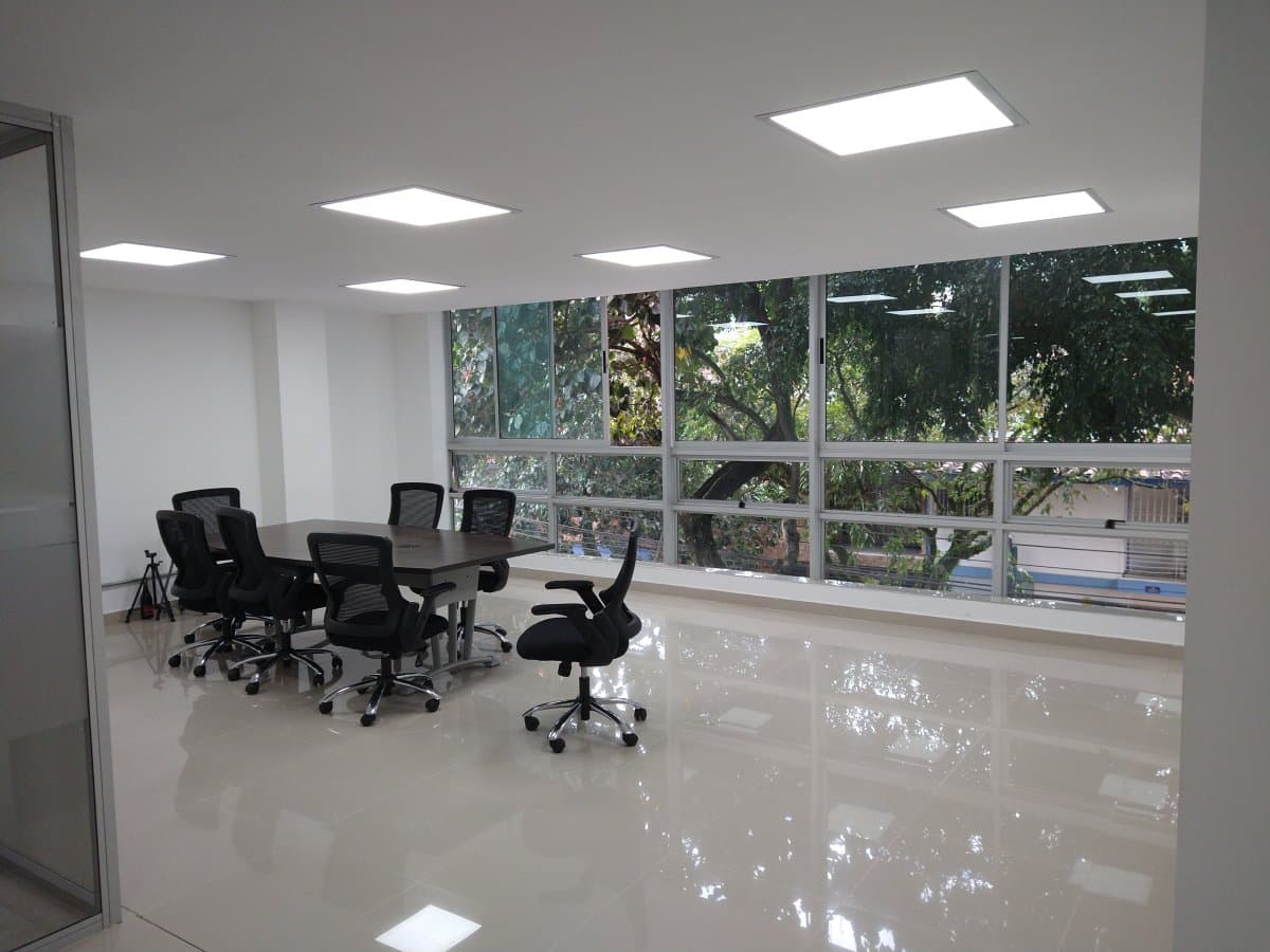 Oficina - Foto 2