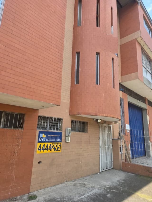 Bodega en Guayabal